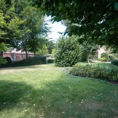 Semesterbostad Vakantiewoning Le Chene *